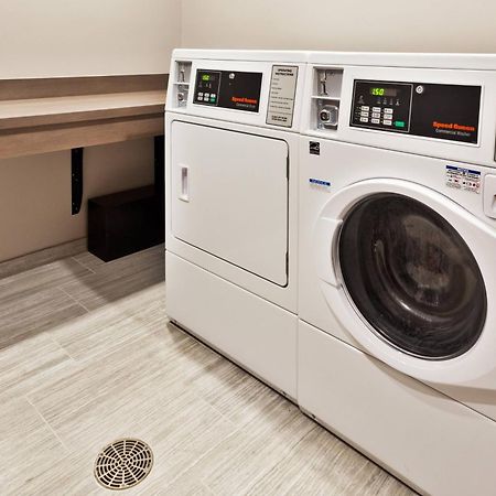 Fairfield Inn & Suites By Marriott Birmingham Colonnade Экстерьер фото