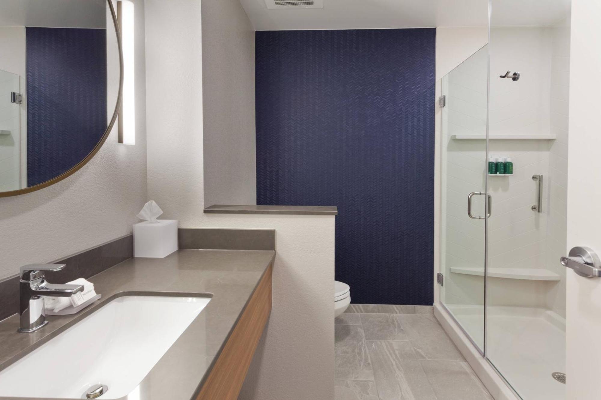 Fairfield Inn & Suites By Marriott Birmingham Colonnade Экстерьер фото