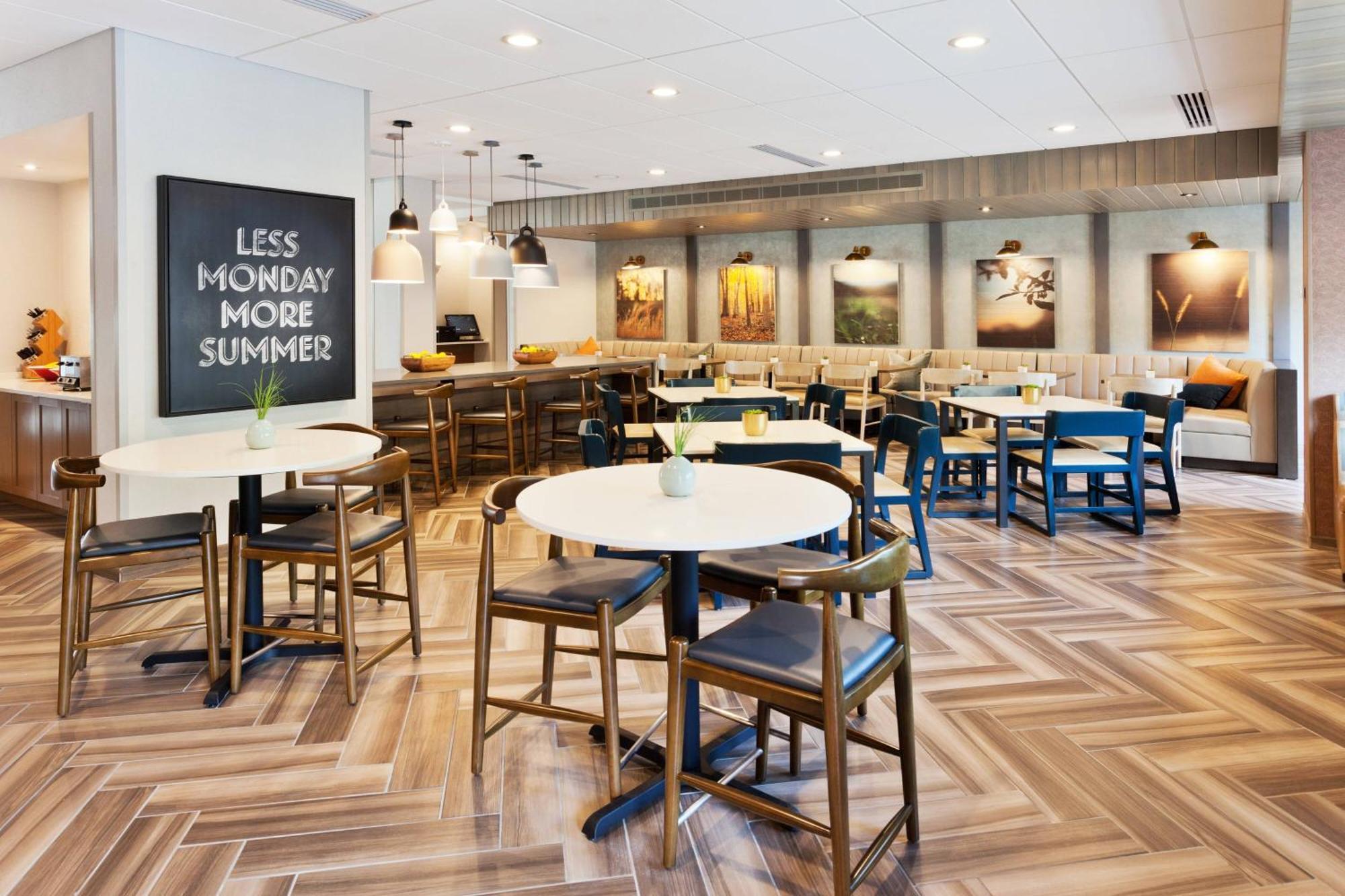 Fairfield Inn & Suites By Marriott Birmingham Colonnade Экстерьер фото