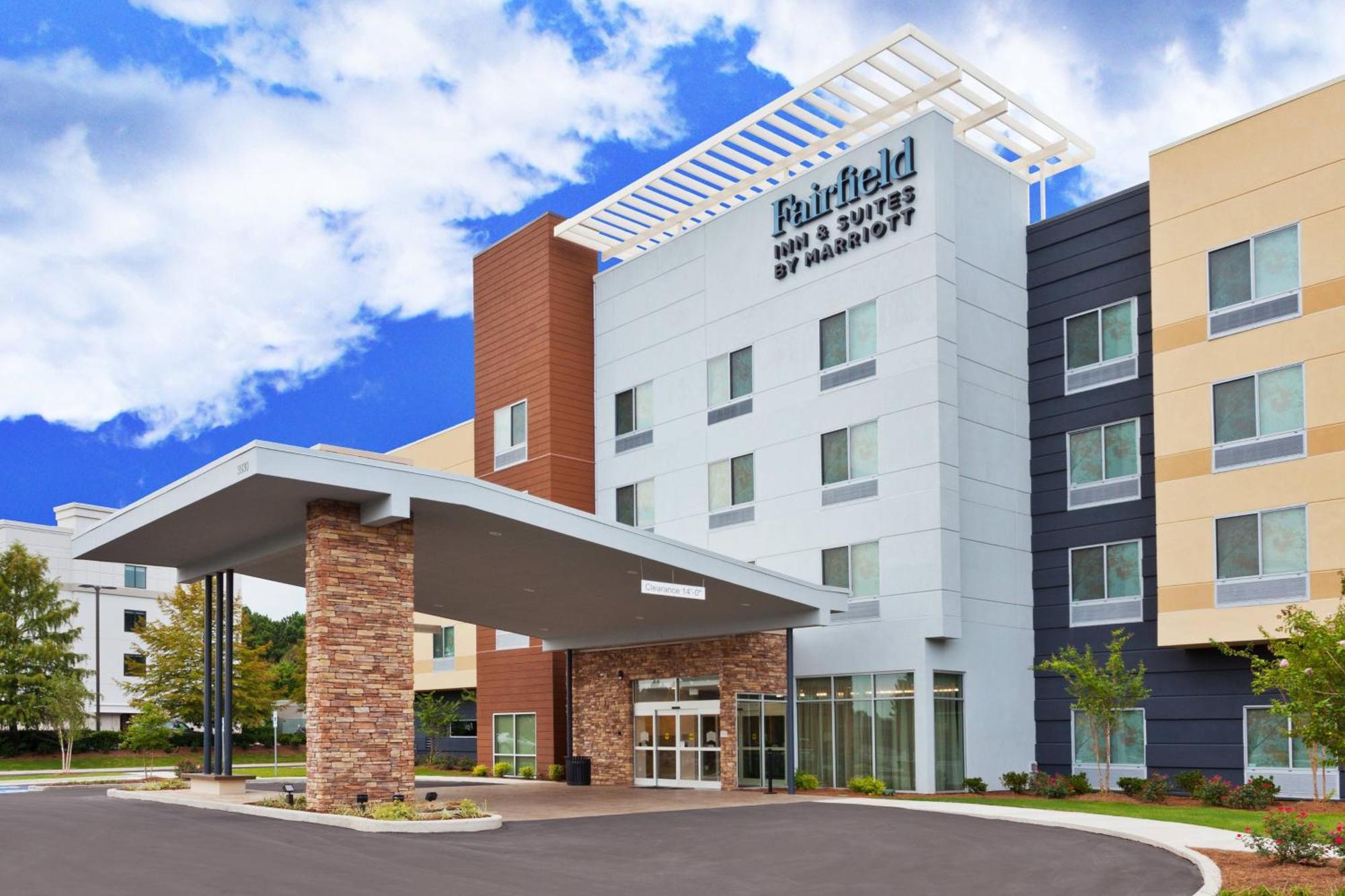 Fairfield Inn & Suites By Marriott Birmingham Colonnade Экстерьер фото